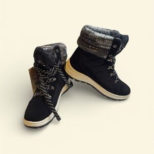 Roxy Black Winter Collection Label